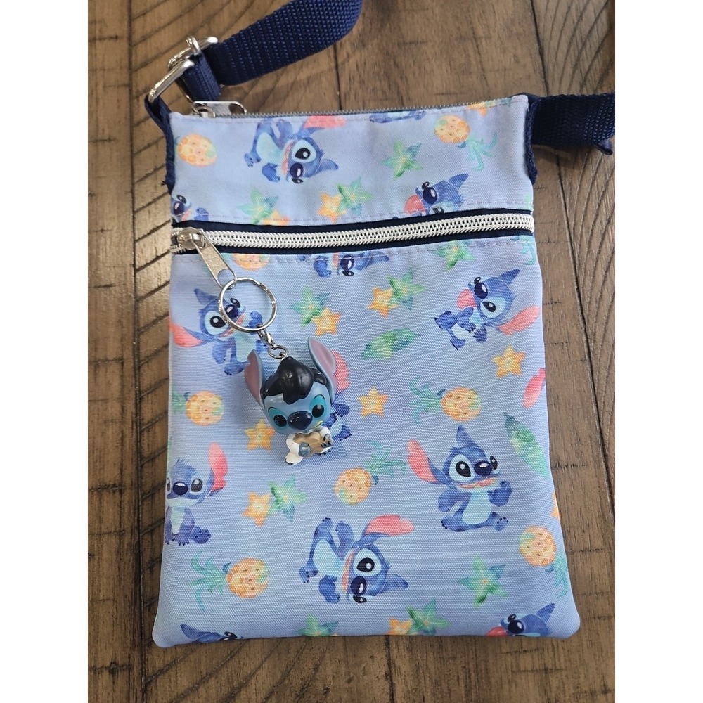 Disney Loungefly Bag Lilo & Stitch Blue Floral Crossbody Passport Zip Charm - Picture 10 of 11